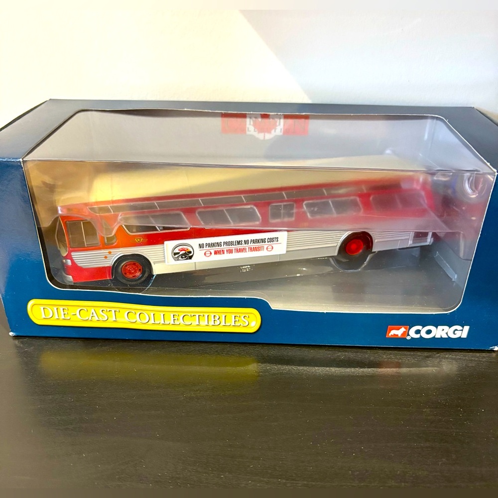 Corgi Die-Cast Collectibles TTC Bus